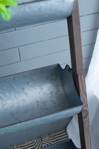 
Farmhouse Foldable Reed Galvanized and Wood Ladder Planter 14.2' x 7.5' x 70.9'
