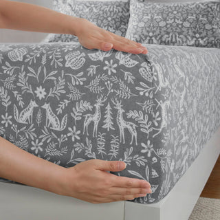 4 PCS Full Sheet Set Sage Winter Fauna