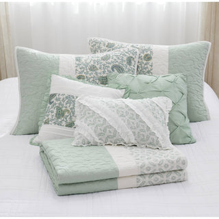 6-Piece Aqua Cotton Percale King Quilt Set with Throw Pillows King/Cal King