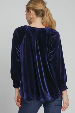 Umgee Full Size Floral Lace Velvet Raglan Sleeve Top Plus Size