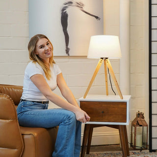 High Quality Hotel European Modern Bed Side nightstand Decorative Led Table/desk Lamp, Birch Three Legged Wooden Bar Table Lamp - Natural - Black 110V