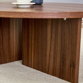 Versatile Round Coffee Table – Walnut-Finished MDF, Modern Minimalist Nordic Style, 31.5" Diameter

