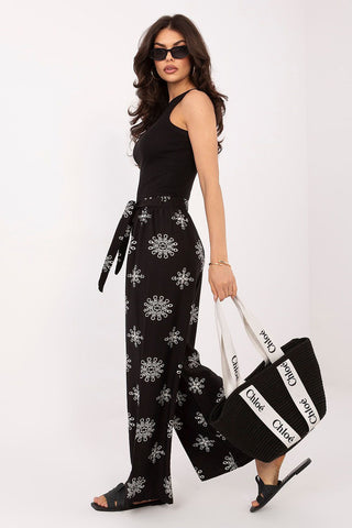  Women trousers model 226629 Italy Moda 