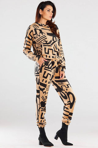  Women trousers model 176863 awama 