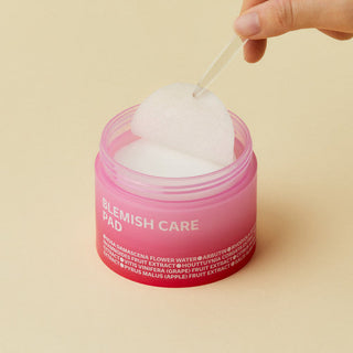 isoi Blemish Care Pad (60 Pads/110g) | Daily Soothing & Clarifying Treatment for Dark Spots & Redness | Gentle Toner Pads