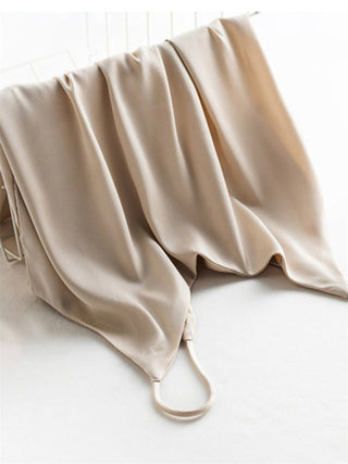 Women's Satin V-neck Camisole Top / Shirt / Blouse