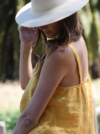 Women's Backless Cropped Top Shirt